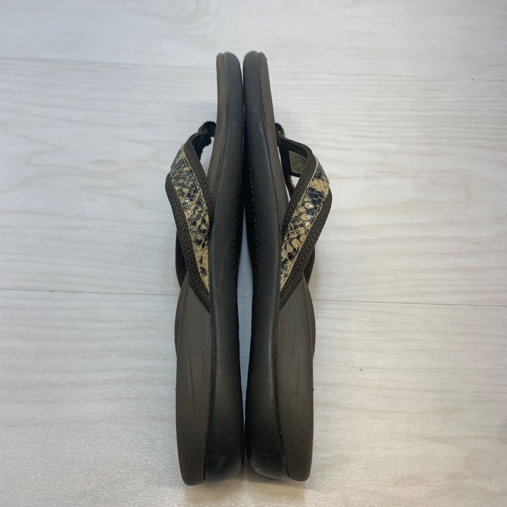 VIONIC 44Tide Snake Skin Sandals Orthopedic Size 10 Flip Flops Brown T-Strap - Picture 2 of 8